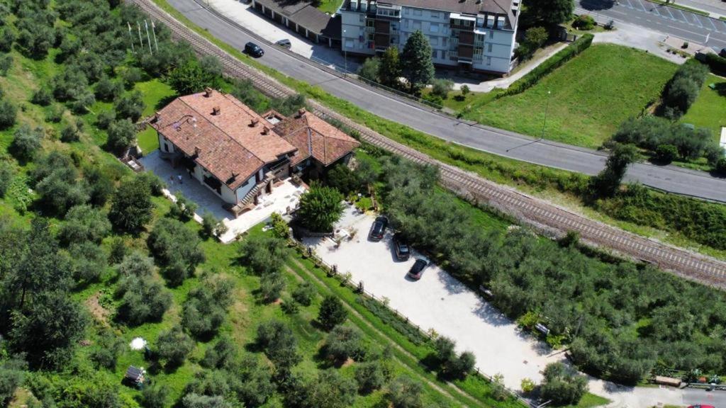 Agriturismo Cascina Carai Marone Bagian luar foto