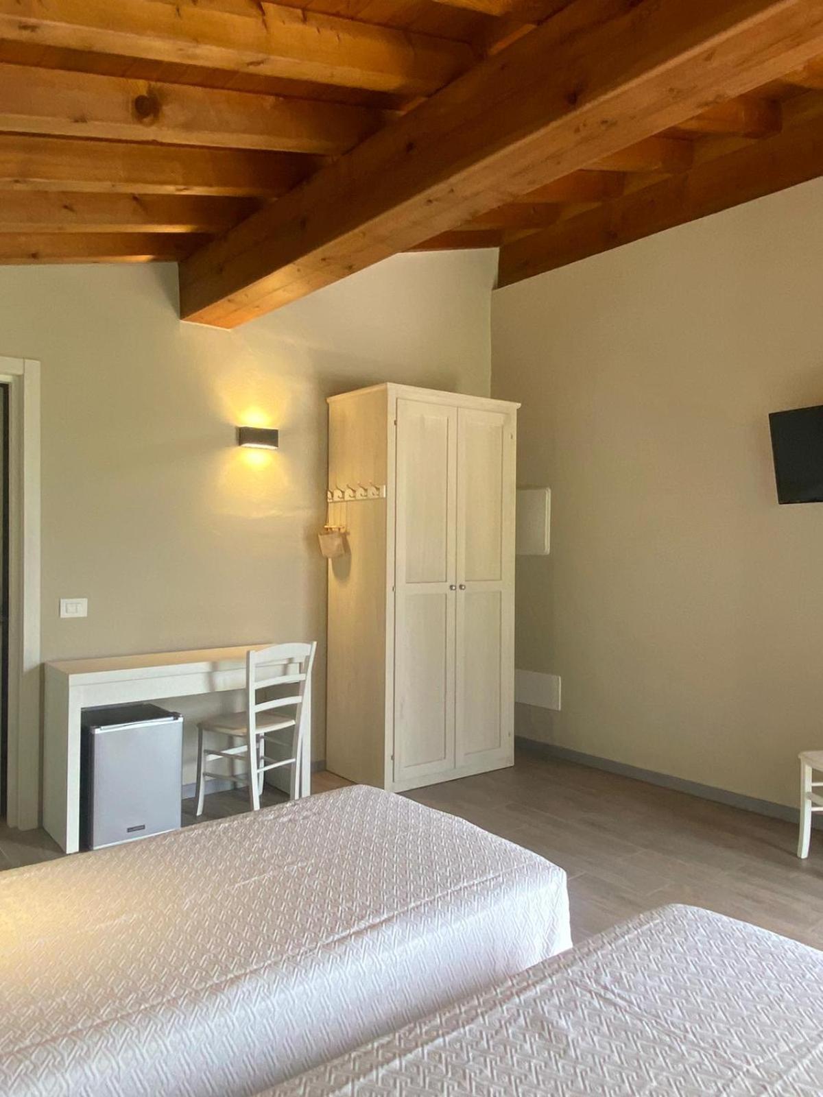 Agriturismo Cascina Carai Marone Bagian luar foto